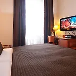 hotel yel