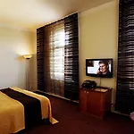 hotel yel