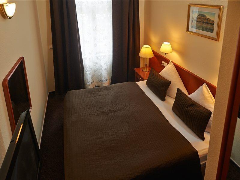Hotel Yel